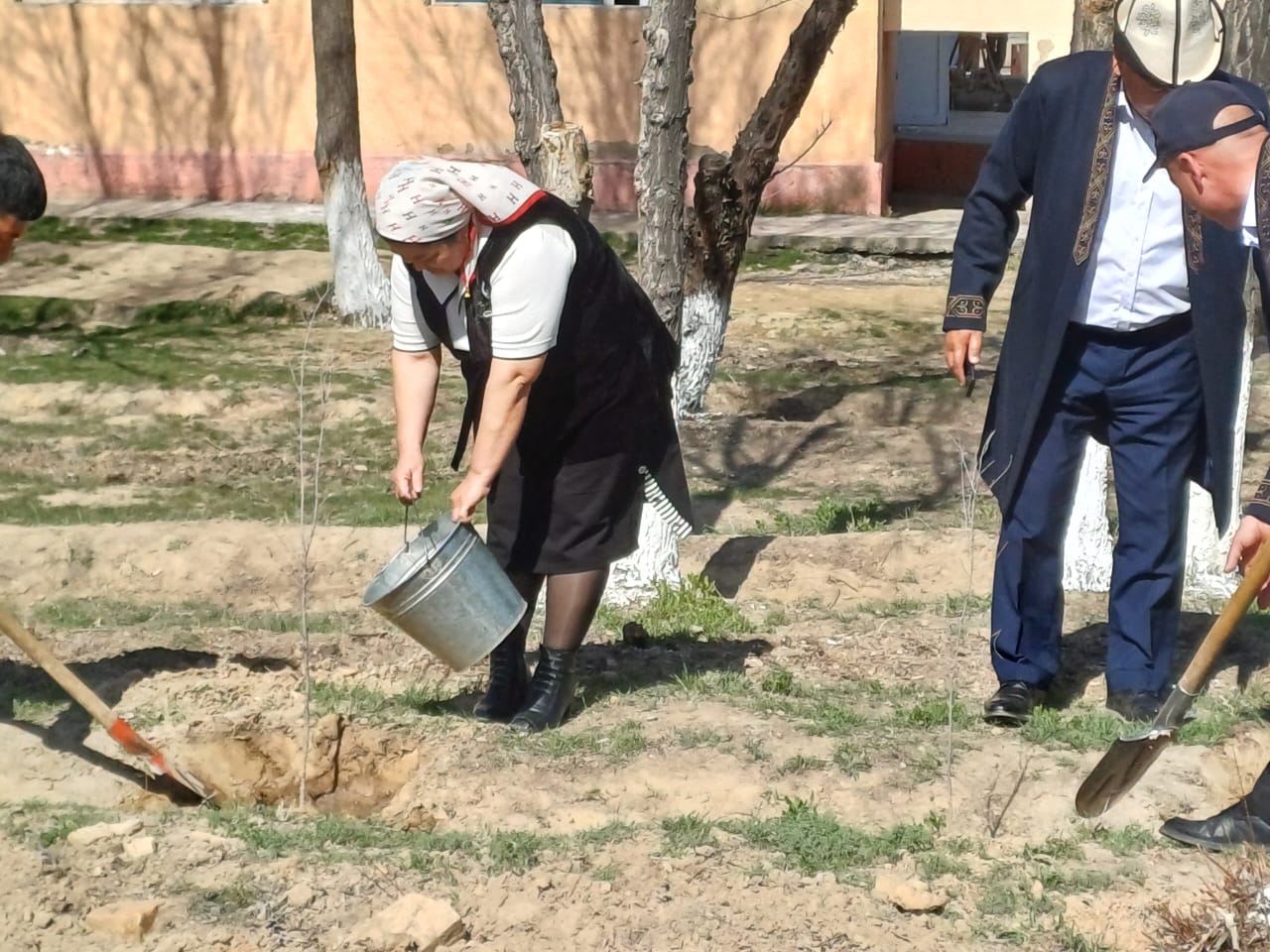 ЖАҢАРУ КҮНІ