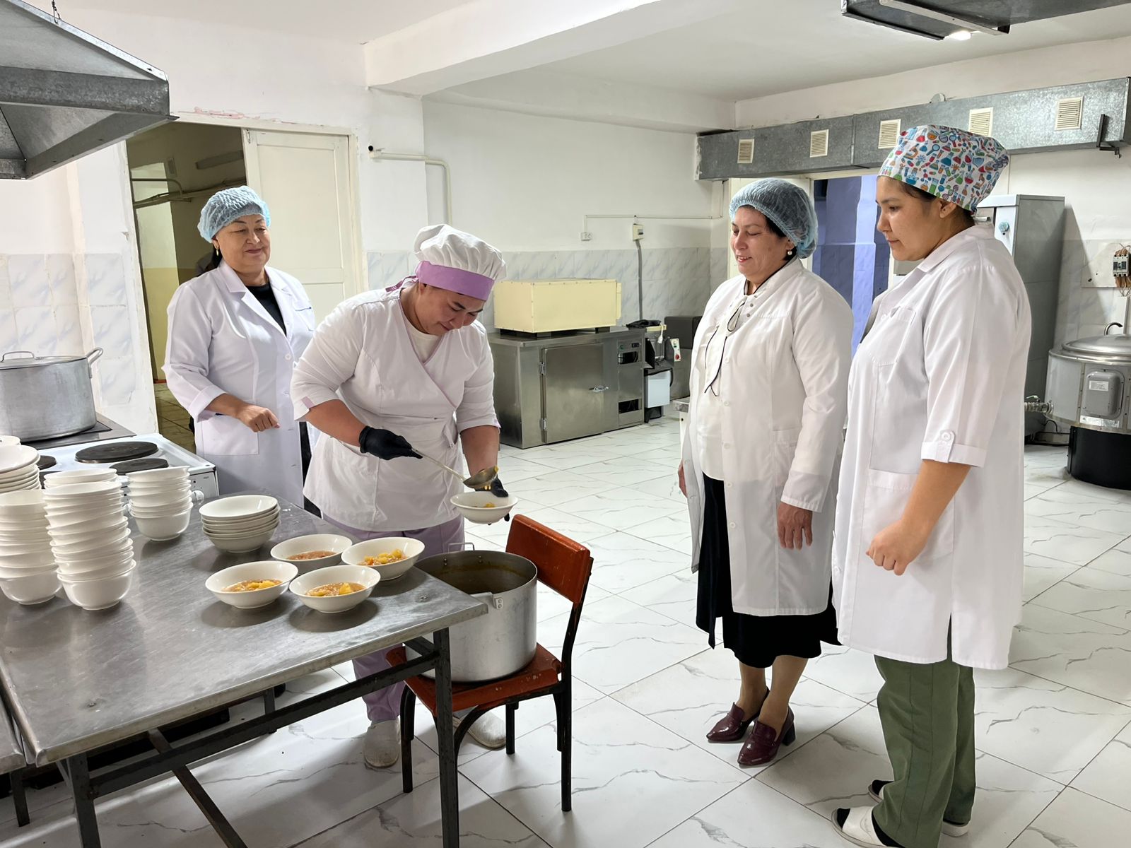 📌📌МЕКТЕП АСХАНАСЫНА БРАКЕРАЖ КОМИССИЯСЫНЫҢ ҚҰРАМ МҮШЕЛЕРІ  кезекті тексеру жұмыстарын жүргізді.✅