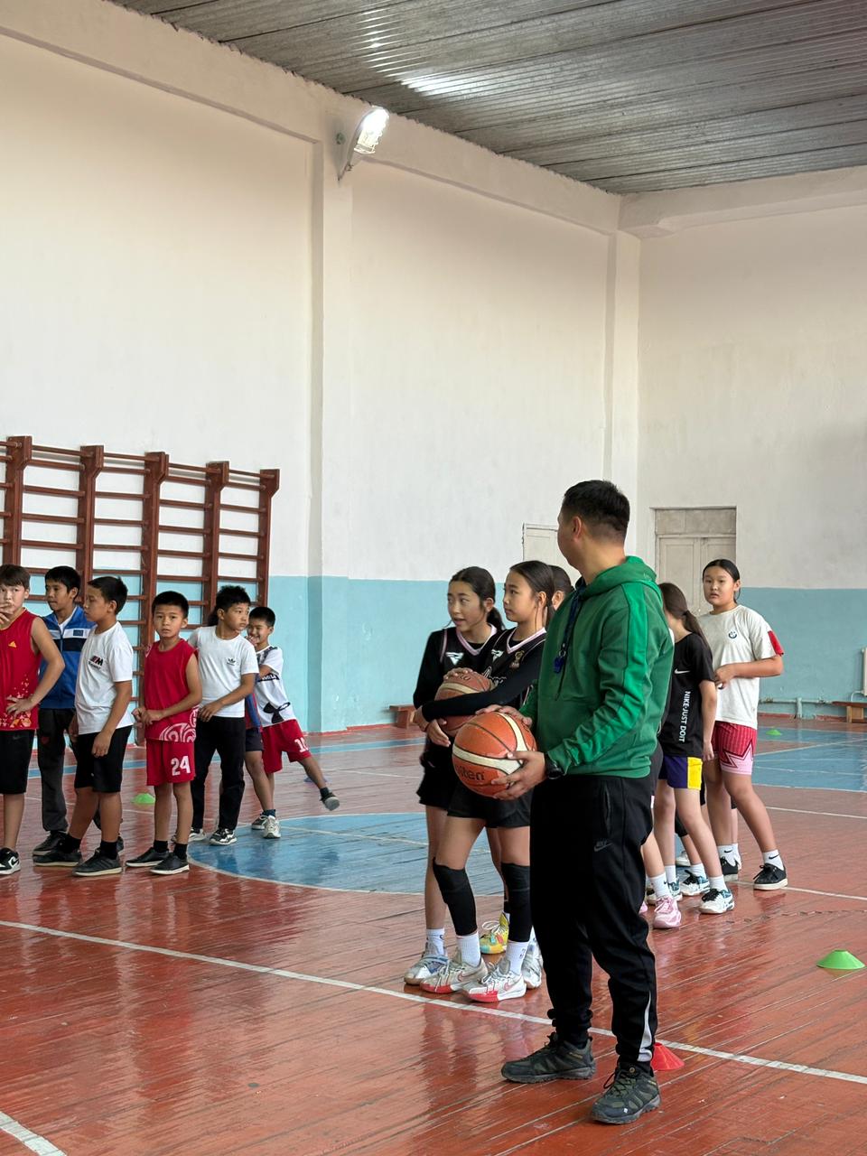 🔰”Дос болLIKE: достық қолын ұсын”