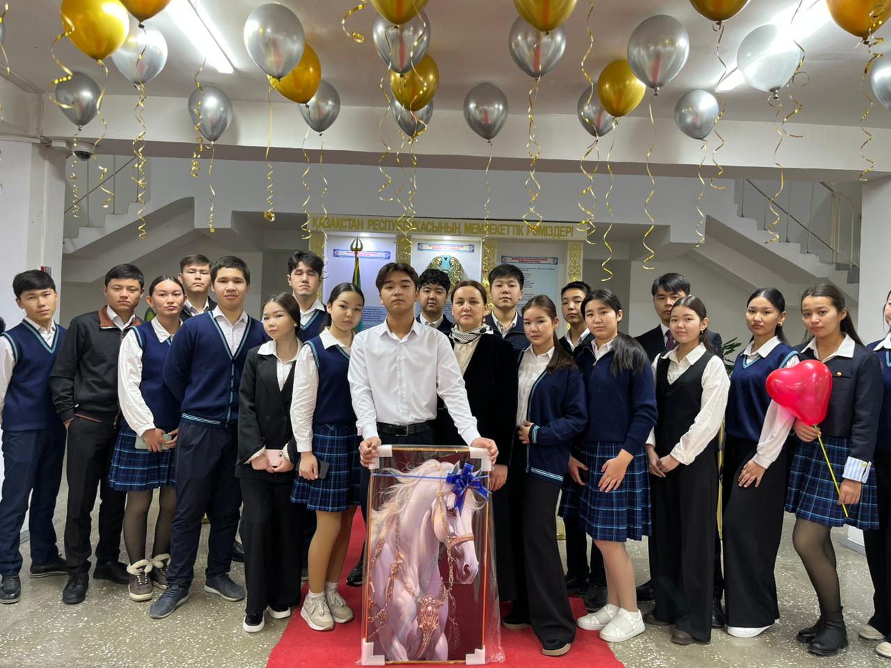 Білімді шәкірт - мектеп-лицей мақтанышы!