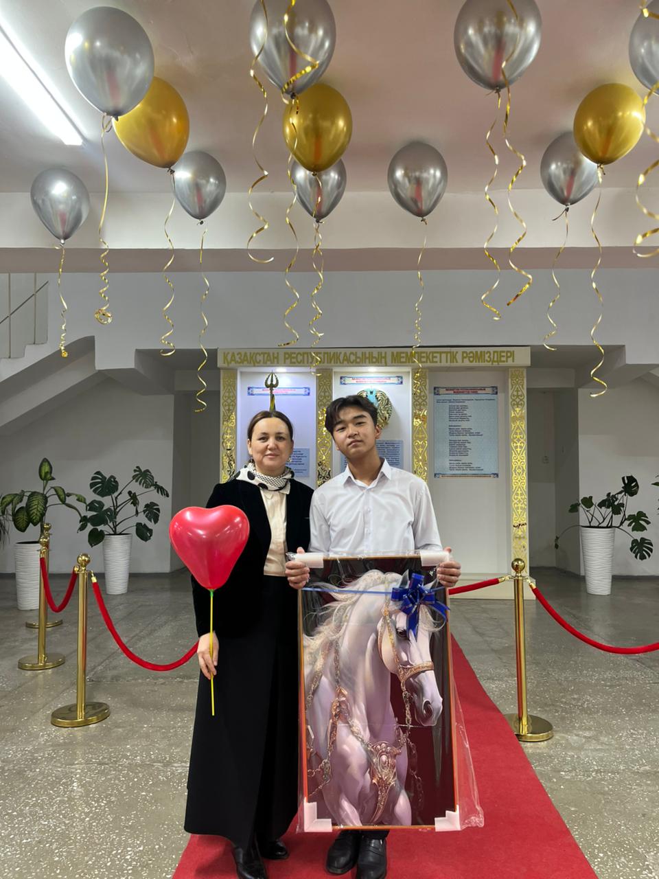 Білімді шәкірт - мектеп-лицей мақтанышы!