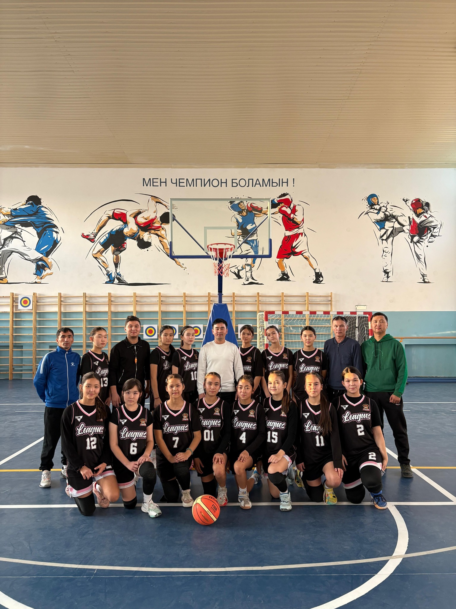 Ұлттық мектеп лигасы жеңімпаздары