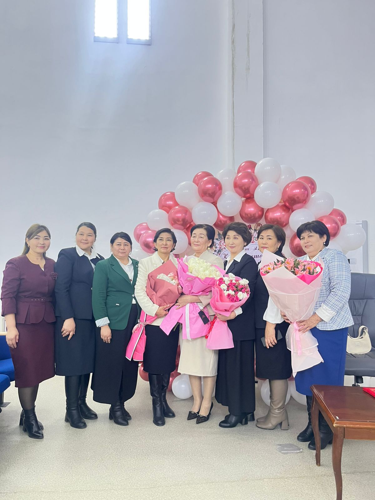 АЛҒЫС ПЕН ҚҰРМЕТ - АРДАҚТЫ ҰСТАЗҒА