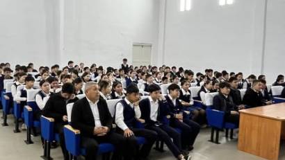 Оқушыларға «Дроп» фильмі көрсетілді